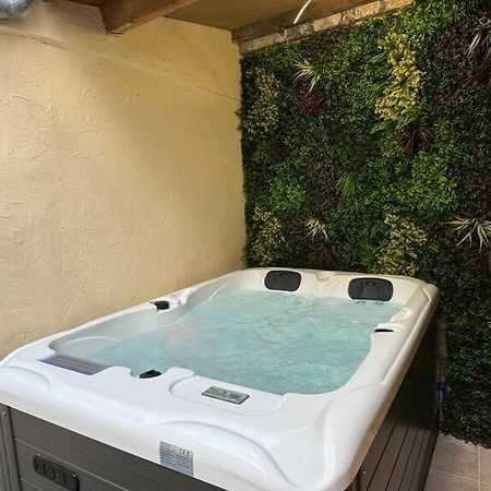 Luxury Room - Havre De Paix Avec Jacuzzi Prive Бар-льо-Дюк Екстериор снимка