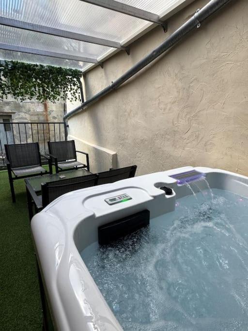 Luxury Room - Havre De Paix Avec Jacuzzi Prive Бар-льо-Дюк Екстериор снимка